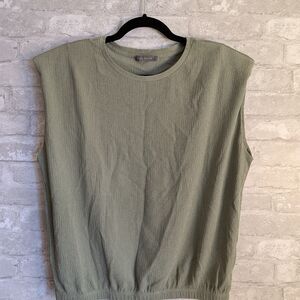 Suzy Shier Olive Crewneck Sleeveless Sweater